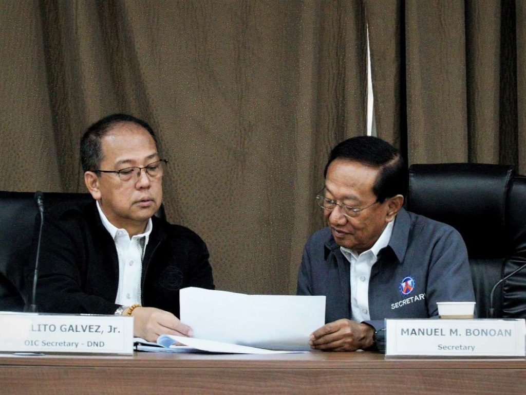 On May 10, 2023, in the DPWH Central Office, Port Area, Manila, DND Officer-in-Charge and Senior Undersecretary Carlito G. Galvez Jr. paid DPWH Secretary Manuel M. Bonoan a courtesy visit.