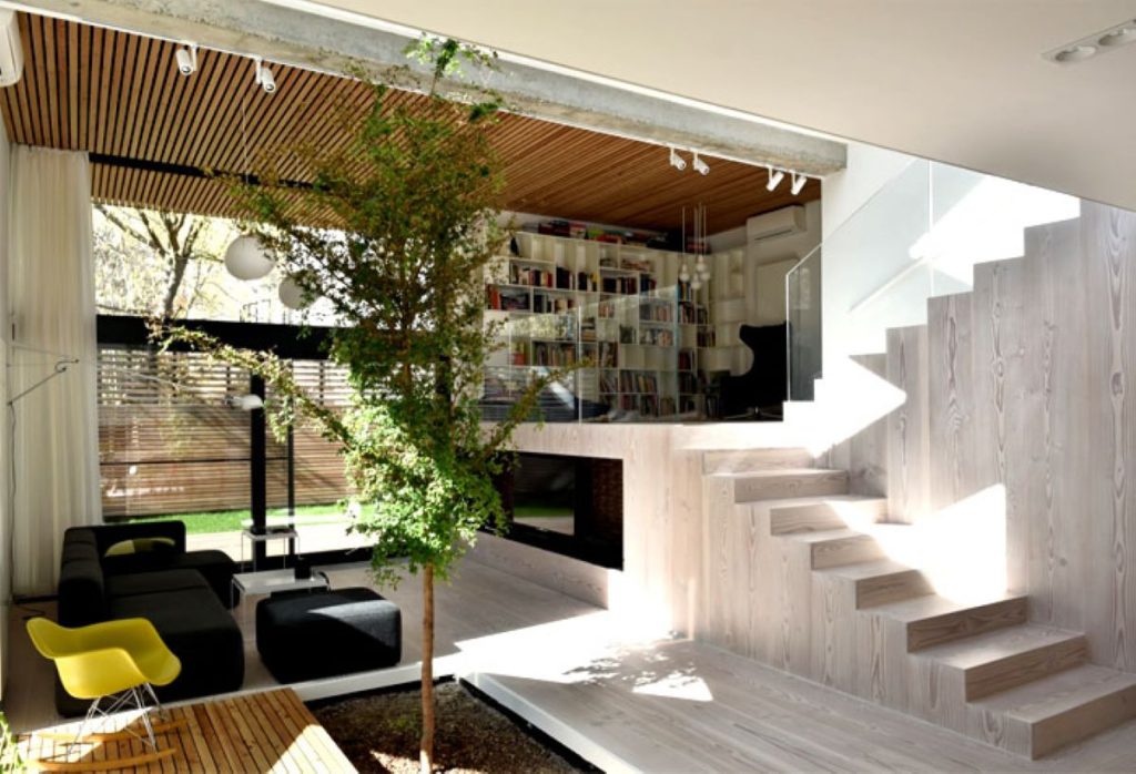Example of a split-level contemporary house with staircase.