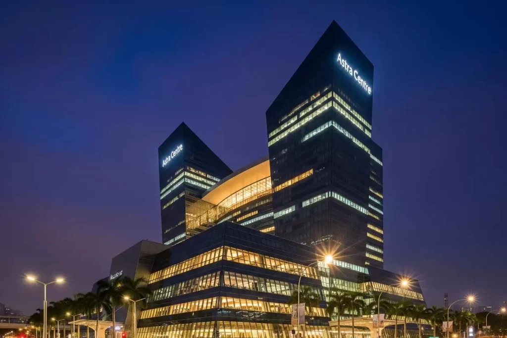 Astra Centre in Cebu City developed by Cebu Landmasters Inc Luzon expansion, showing a contemporary mixed-use architectural complex with high-rise residential towers, commercial podium, and hospitality facilities integrated into a modern urban landscape.